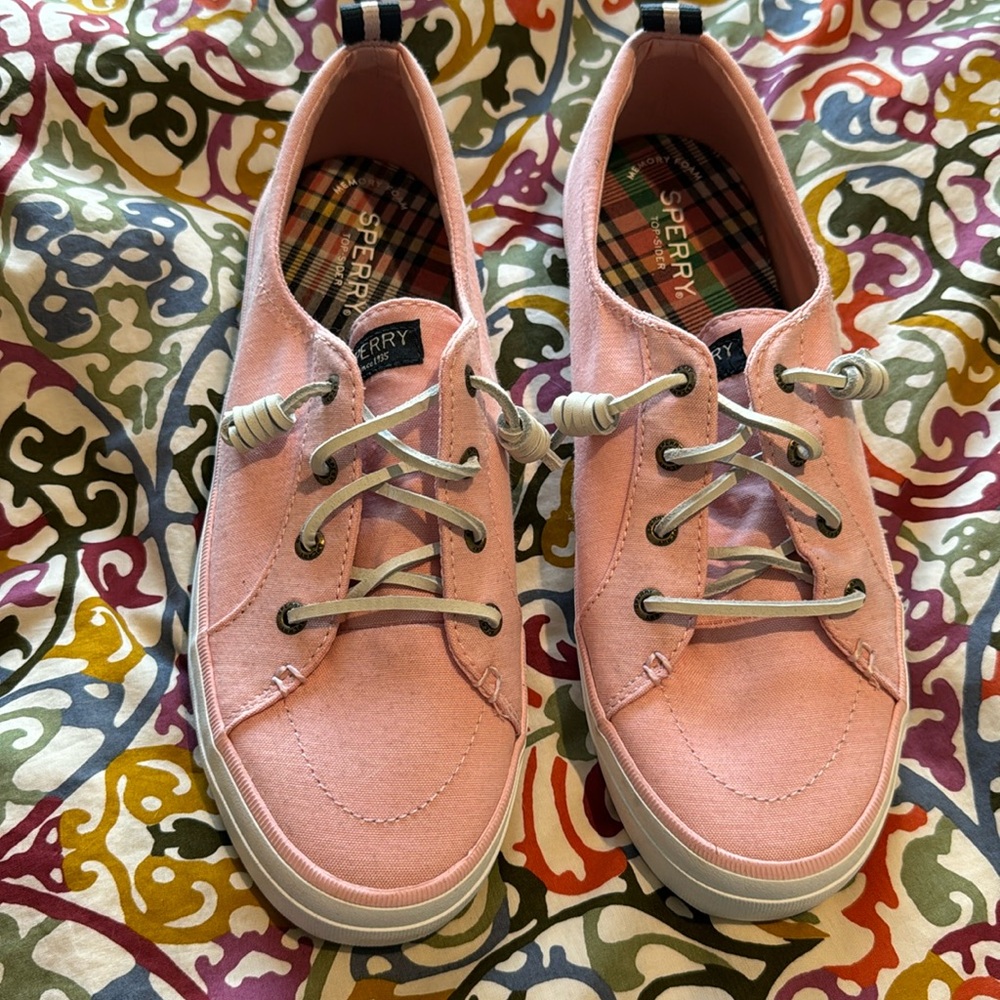 NWOT Sperry Women’s Boat Shoes 9.5